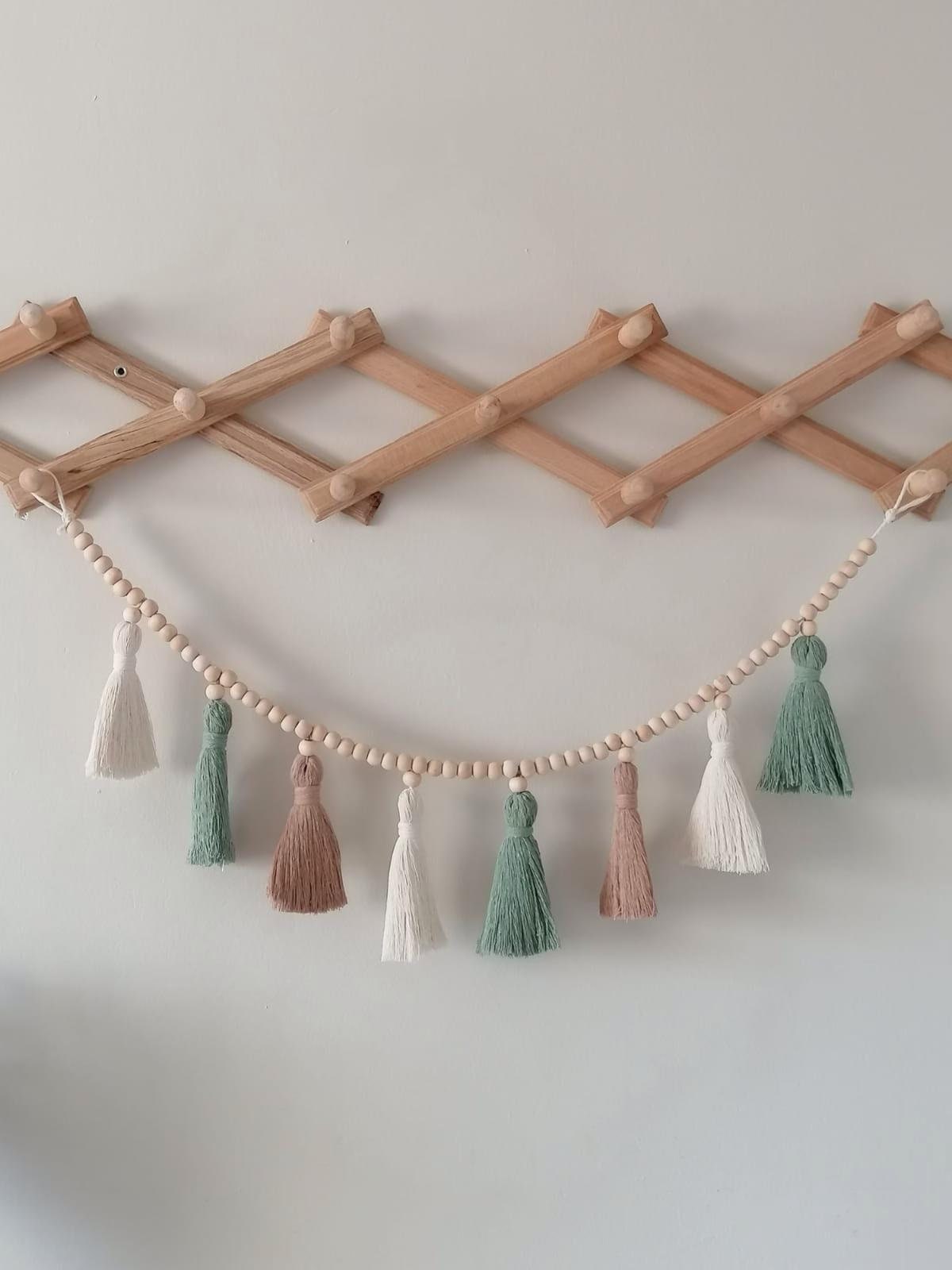 Baby Nursery Garland - Ghirlanda di nappe Macrame, decorazione per