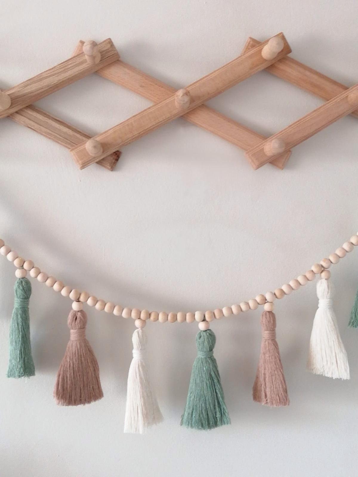 Ghirlanda di nappe Macrame, de - Baby Nursery Garland recensione e prezzo